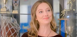 Judy Greer in First Trailer for Indie Film 'Adventures in Public School' | FirstShowing.net