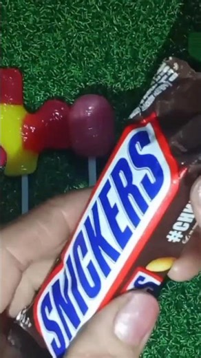 Snickers Crunch ASMR 🍫 | Satisfying Chocolate Sounds