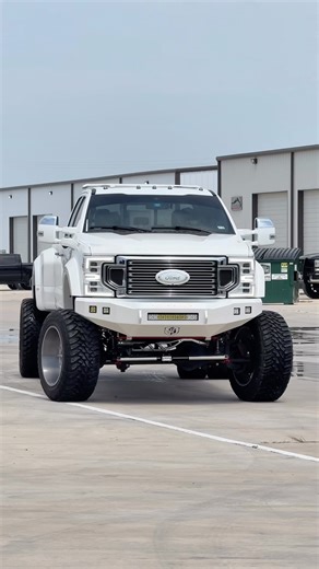 2022 F450 Platinum w/ 10” Elevate Kit, 24” JTX Forged Wheels, 40” Fury Tires & more FOR SALE!