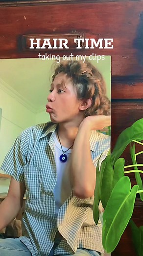 Removing Clip-in Hair Extensions: Step-by-Step Guide