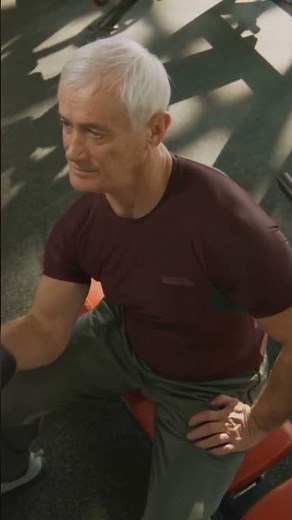 How To Run After 60: 5 Tips To Run Safely For Seniors (2024)