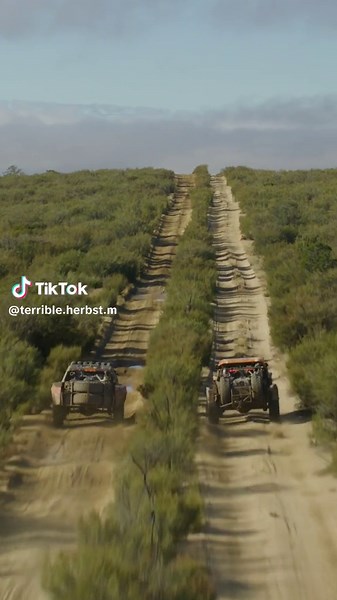 This is baja offroad racing!! #terribleherbstmotorsports @Monster Energy #baja #racing