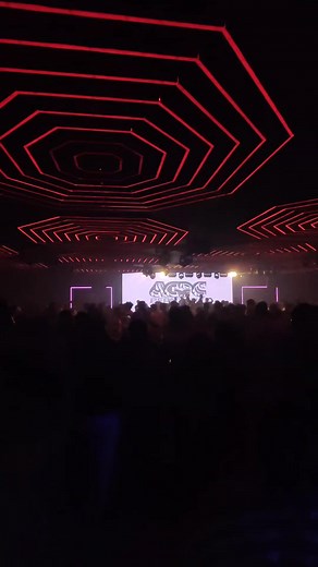 helen'splaymartjambi 🕺@ybontiktok @mister.aloy @helens.nightmart @Denkahanafia08 @andre_cenoet #jambi24jam🏴‍☠️ #tiktok #fypシ #jambiviral #jambipride🏴‍☠️