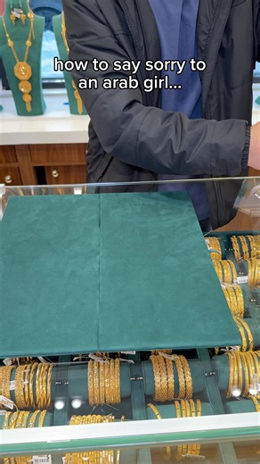 Discovering Arabic Gold Jewelry in Paterson