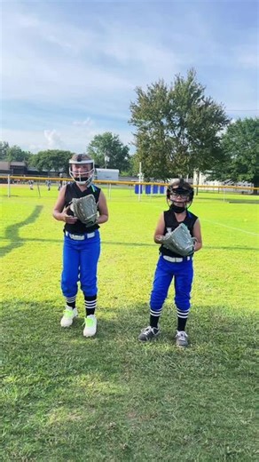 Macey| HAIRSTYLIST🍒🫶🏻🪩 (@maceyhutchinson2020)’s videos with Row My Boat - CJ Beatty