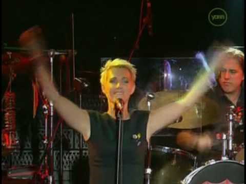 Roxette - Dressed For Success (Live In Barcelona 2001)