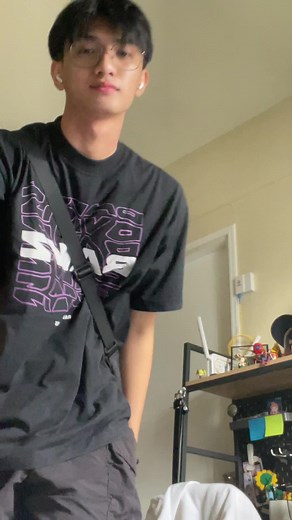 Husband Cooking For Wife Dance Challenge: Timee Thai All Night Dance