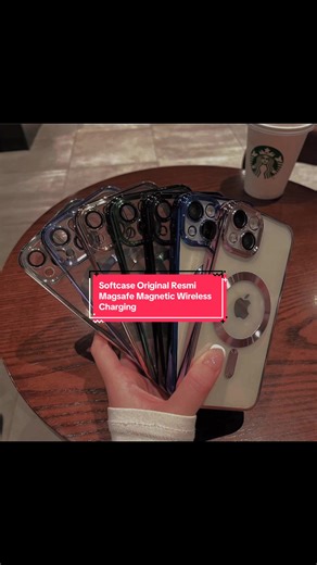 LINK ADA DI BIO NO.6 Perlindungan Elegan untuk iPhone Anda • Drop Resistant - Perlindungan 4 sudut air bag dari benturan dan jatuh. • Magsafe Panel - Memudahkan pengisian daya nirkabel dengan panel Magsafe. • Bahan Soft - Terbuat dari TPU/soft silicone yang mudah dipasang dan dilepaskan. • Desain Fashionable - Warna transparan dan model yang sangat stylish. • Presisi Sempurna - Port dan tombol tercover dengan presisi tinggi. Konten di atas dihasilkan oleh AI sebagai referensi. Berikut adalah det