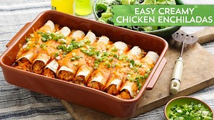 What's on your menu? Feed your Cinco de Mayo fiesta with these Easy Creamy Chicken Enchiladas! Get the full recipe: http://bit.ly/21cvmSr | Old El Paso