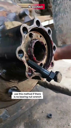 How to tighten bearing nuts without a wrench #technical #ideas #method #mechanic #tipsotomotif
