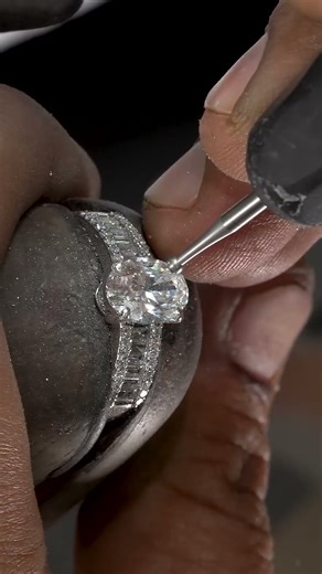 Moissanite Engagement Rings
