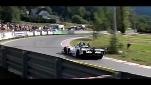 Con sus tres últimas victorias consecutivas, el piloto italiano CHRISTIAN MERLI está muy cerca de poder recuperar el trono en el Campeonato de Europa de Montaña. Una temporada que parecía de adaptación a su NOVA NP01 V8 COSWORTH se puede convertir en una de las más exitosas de su carrera... Inigualable!! #HillClimb Christian Merli Fan Club 📹: NWK Movies Enlace: https://youtu.be/rPp1rHo3-qU?si=WbABkOFLIqdSrpoo | HillClimb Locura