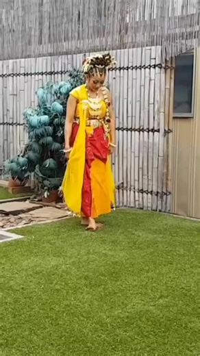 Tari Gambyong Marikangen Indonesia