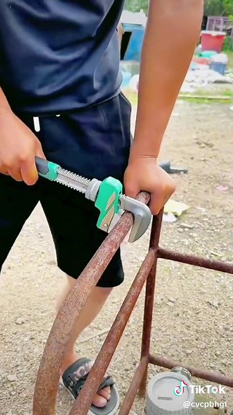 F-type fast pipe pliers #Ftype fast pipe pliers #hardwaretools #multifunction pliers #pipepliers