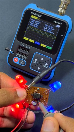 Wow !! This Mini Oscilloscope Is Amazing 🤩#trending #engineering #diy #Tech #Shorts #Reels | DIY Electrix