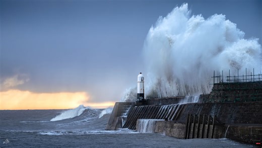 Behind the Scenes Photographing Huge Waves Crashing Into a Lighthouse