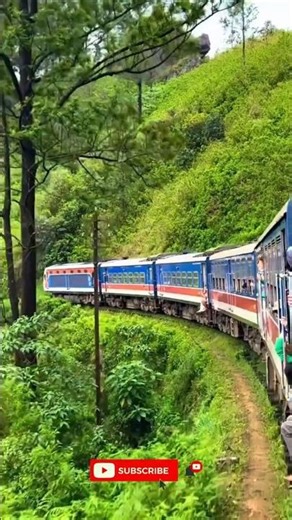One of Sri Lanka’s Most Beautiful Train Views