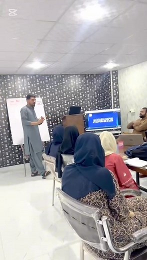 Physical Classes and Live Trade Win with Students Grow More Officials Academy 🫶🥂🌸❣️ 923441863915 | Mahek Trader