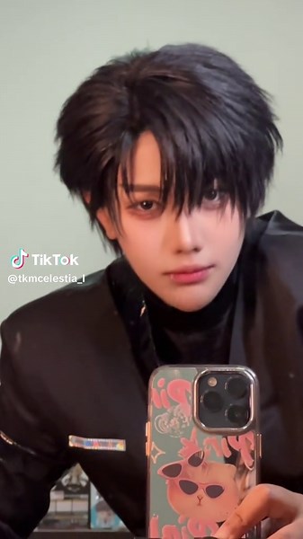 Cosplay at Alien Stage: A Showcase of Creativity