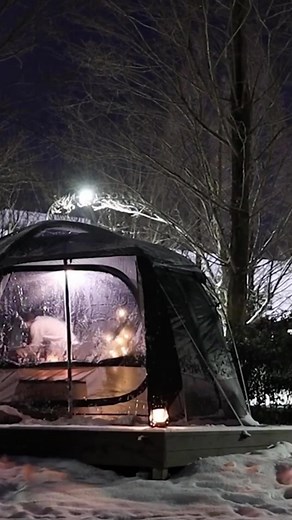 Sleeping Outdoors in Heavy Snow - Camping Tips