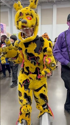 Another incredible Springtrap cosplay at Tidewater Comic Con! #fnaf #fivenightsatfreddys #horror