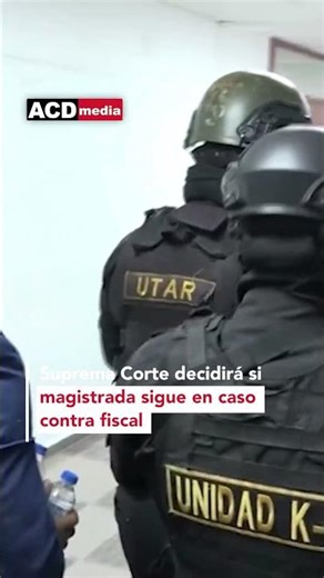 Supreme Court to decide whether judge will continue in case against prosecutor accused of bribery