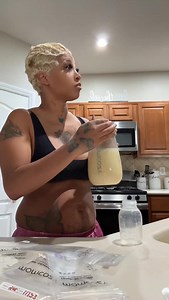 27K views · 1.7K reactions | What method do you use to store your breastmilk? #breastfeeding #pitchermethod #baby #fypシ | Miracle Watson | Facebook