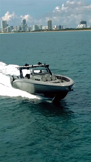 167K views · 5.5K reactions | Power to the max this Monday  #midnightexpressboats | Midnight Express Powerboats | Facebook