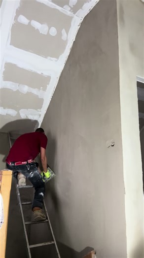 Videa uživatele 🇨🇿alenotaak🇨🇿 (@alenotaak1) s Move Your Body (Alan Walker Remix) - Sia