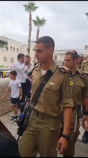 Israeli Defense Forces Interact in Urban Environment