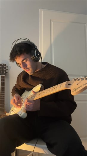 Mastering Locked Out of Heaven on Guitar