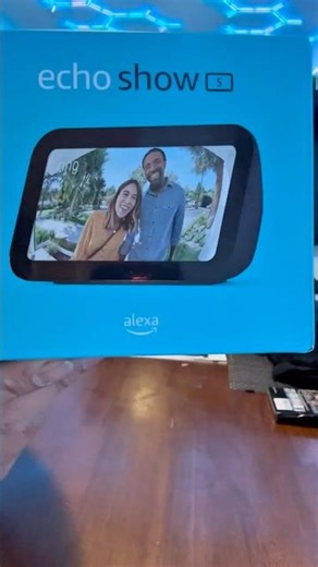 Amazon Echo Show 5 – Smart Display for Your Home!