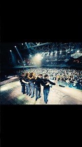 Is this the best rock band in the world?? #thehives #concert #live