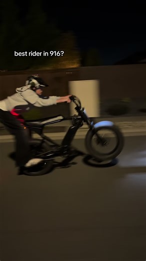 the best macfox rider in the world is back #macfox #combo #wheelie #newyears brandon thank you for filming the best macfox, cleanest macfox, best macfox wheelies, surron ebike best rider of all time