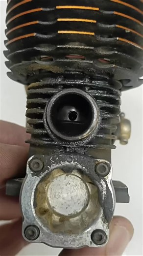 RC nitro engine exhaust gaskets should be changed often to get peak performance and engine life. Leaky gaskets reduce the effectiveness of the Tuned Pipe, and can cause tuning issues and excessive exhaust gas temps. #ebmods #rc #rccars #rcracing #fyp #racetowin | EBMods