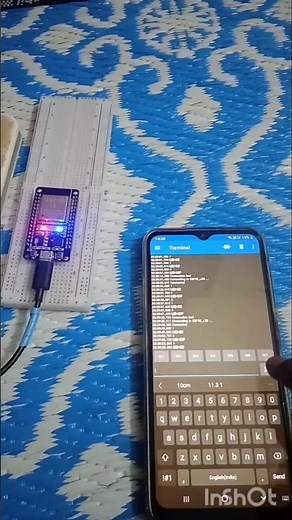 esp32 Wi-Fi + Bluetooth.