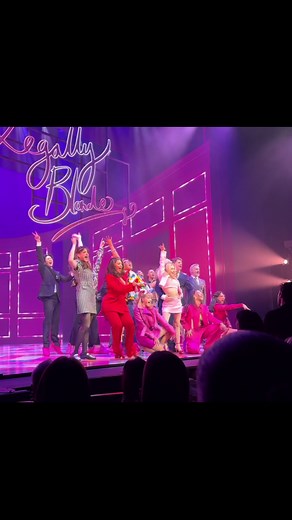 Legally Blonde Musical Review: A Must-See Experience