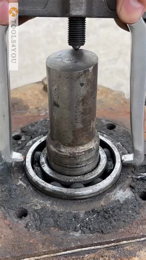 How to Easily Remove Inner Bearings with Hardware Tools