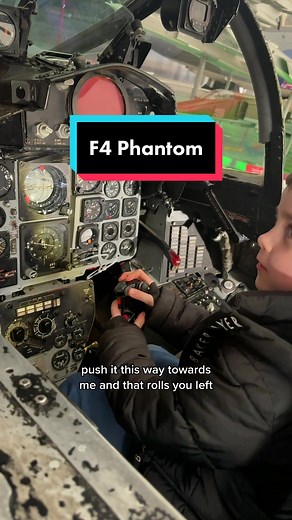 F4 Phantom Cockpit 😍 #f4phantom #rafcosford #cockpit #mcdonalddouglas #flyuk