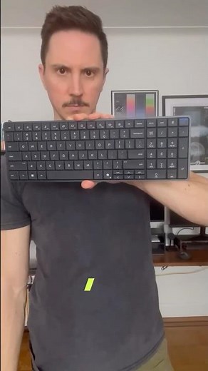 This keyboard is a PC! 👀 It looks like a keyboard, but the HP EliteBoard G1a is a functional PC.
