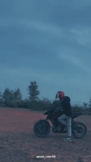 7.4K reactions · 99 shares | PRO RIDER DUKE 39T Cris, Watch and Learn sssiiiimmmm... Greatness is the Goal To stay at the top of your game, it takes knowing your body inside and out. I've been wearing @whoop for years to help me perform at my best, finding ways to fine tune my sleep, improve my training, and recover better. I'm excited to officially be a partner of WHOOP stay tuned for more exciting updates... | Apna Rider | Facebook