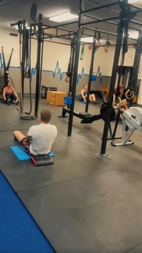 Fearless Friday is here. That feeling in your chest? That’s the adrenaline telling you it’s time to try the next thing you’ve been avoiding. Around here, we don’t coast into the weekend — we chase the rush. We take the leap. We choose the version of ourselves that’s hungry for more. So today, be fearless. Tackle the movement you’ve been avoiding. Level up your weight, your pace, your mindset. Feel the Friday energy and let it push you further than you thought you could go. This is the Rush. This