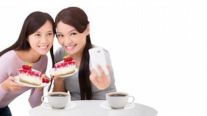 Visa is a network that allows you to step out and do what you love safely. Just tap to pay. ASC Reference Number: V054N032122VS | Visa | Facebook