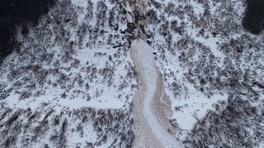 Avalanche risks are still elevated as rain continues to fall here in Juneau, Alaska. Multiple small-medium avalanches have been observed so far. Via Storm Chaser Jordan Hall #alaska #alaskaweather #juneau #avalanche | MyRadar Weather Radar