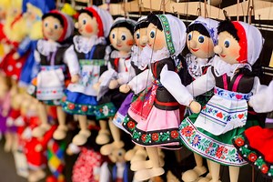 These Are Some of the Most Popular Souvenirs Around the World