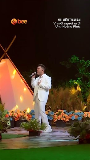 Ưng Hoàng Phúc live giọng hát cực kỳ cảm xúc | #khuvuonthanham #beemusic