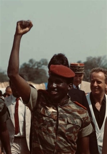 meu revolucionário favorito, a história dele eh linda || #viralvideo #creatirinsearchsight #ninawzsy #fyp #thomassankara