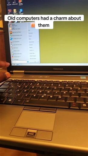 Windows Vista revisited. #windows #windowsvista #oldcomputer #vintageos #vintageelectronics #dvd #oldschool