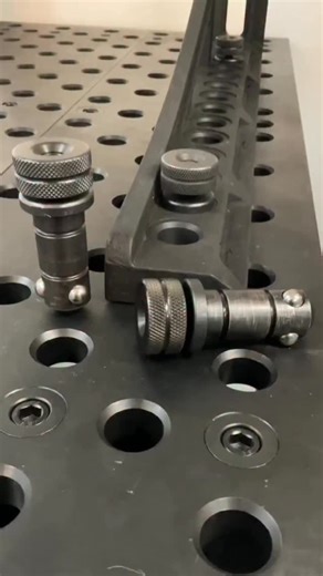 Strong Hand Europe on Instagram: "Top-side fastening made easy. Ball Lock Bolts lock into the table with three precision steel balls that grip instantly. 👉 No under-table access needed 👉 Powerful downward clamping force 👉 Fast tighten + fast release Short bolts are designed for connecting two Alpha 28 components together such as a table to a stop or a stop to a square. Long bolts are designed for connecting three Alpha 28 components together. ℹ️ More info stronghand.eu. Link in BIO. 📩 Contac
