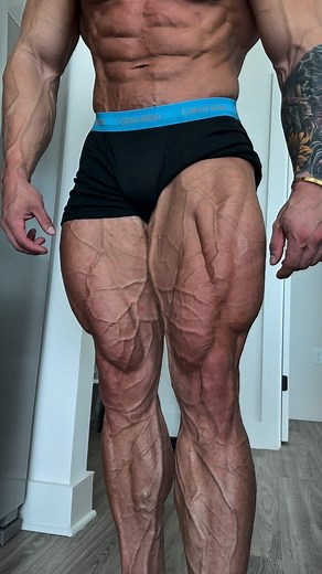 Matthew Greggo on Instagram: "2 WEEKS to avoid my enemy (PAPER 📄) ⏳ . @tlfapparel 💧 @hugesupplements 💊 Code GREGGO 🤍 . #legday #bodybuilding #fitness #gymmotivation #classicphysique #explore #reels"